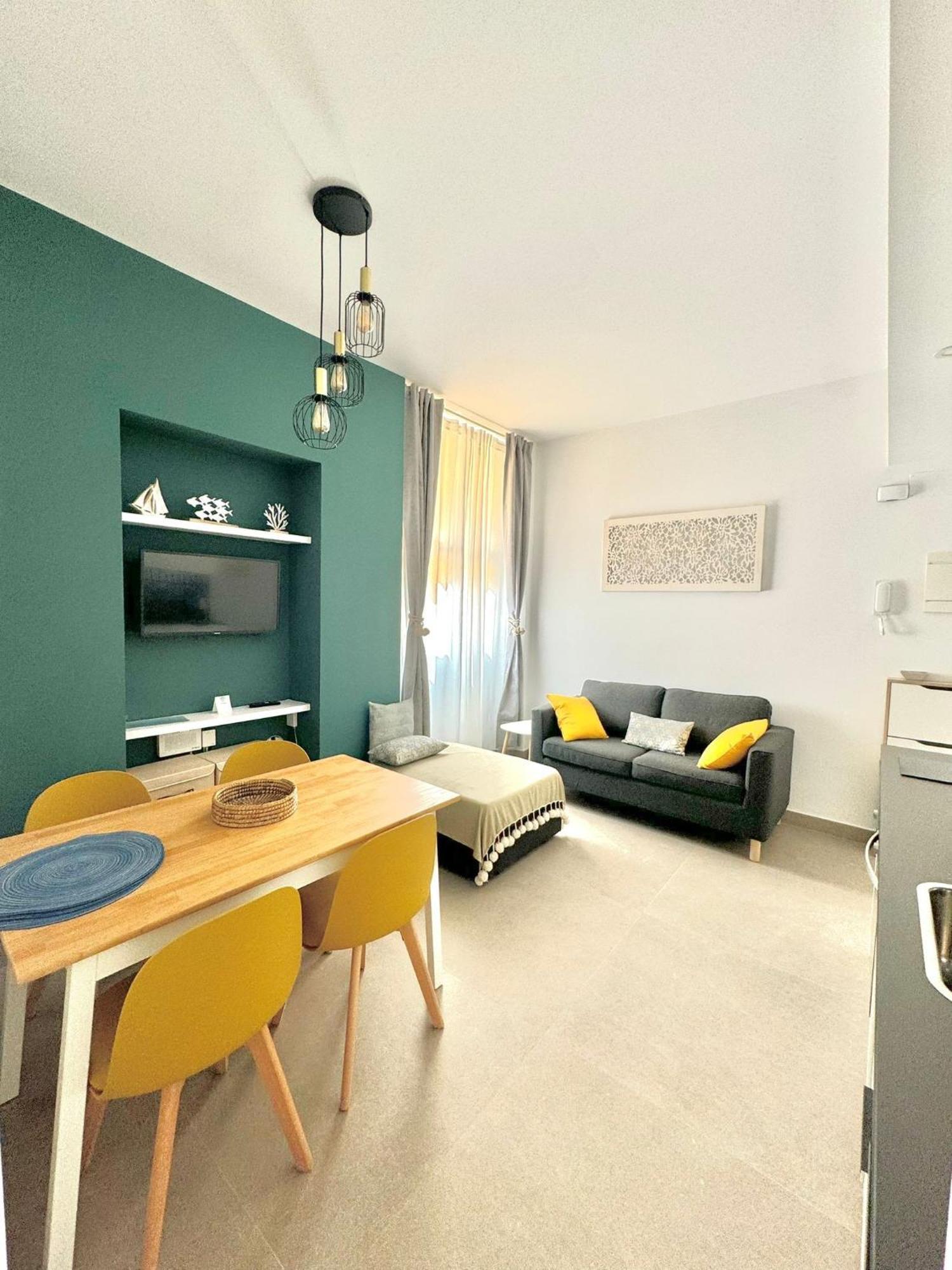 Suite Homes Alice Valentin Málaga Esterno foto