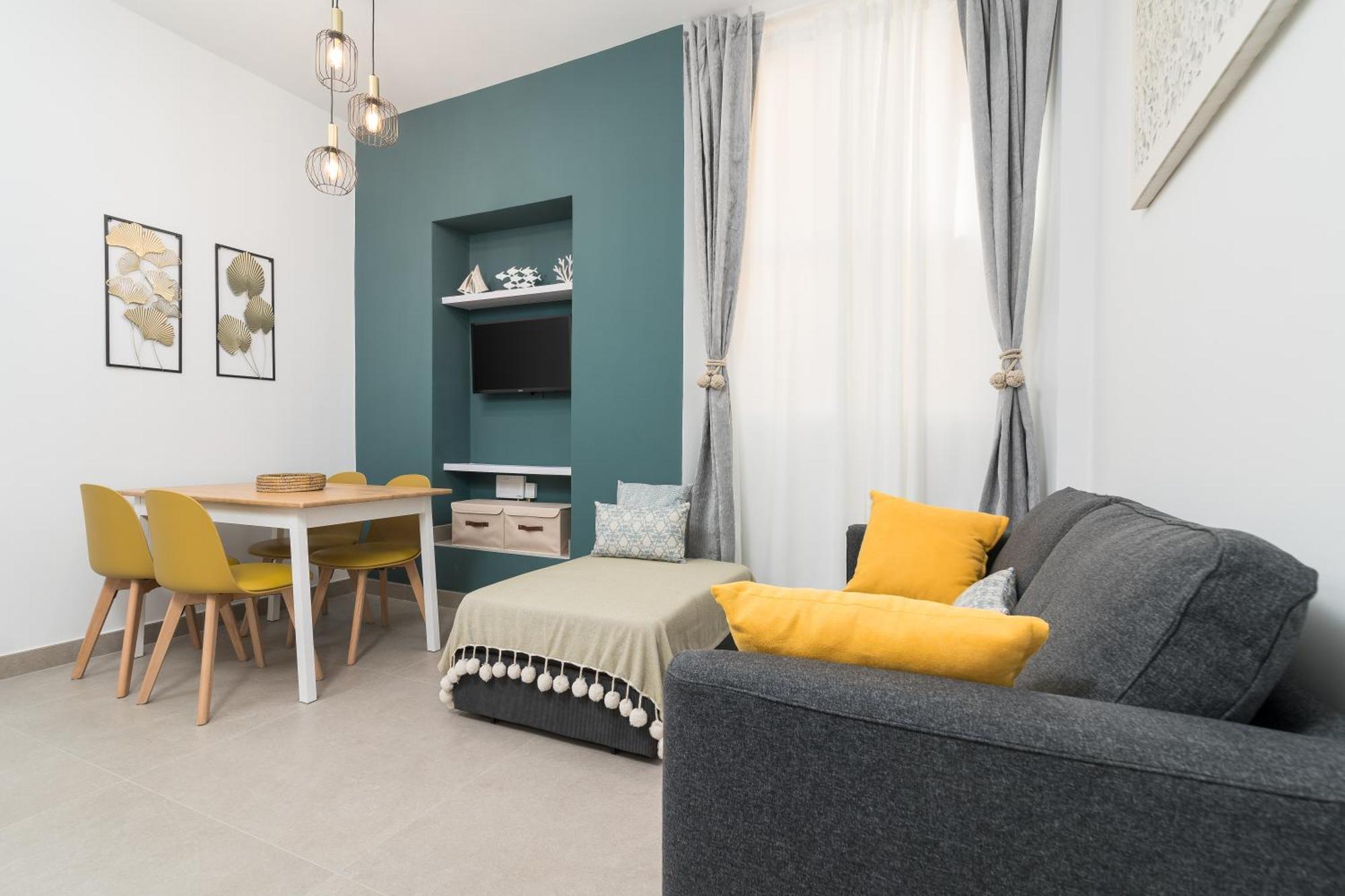 Suite Homes Alice Valentin Málaga Esterno foto