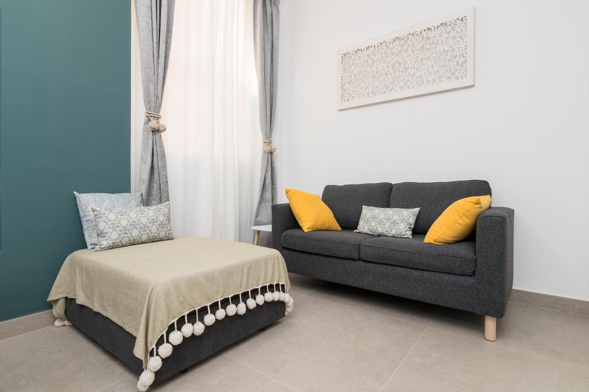 Suite Homes Alice Valentin Málaga Esterno foto
